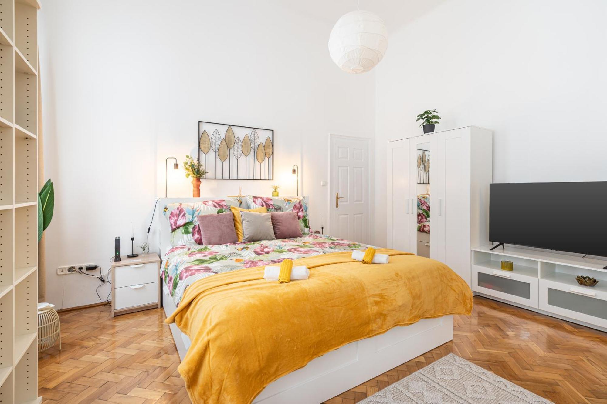 Cosmopolitan Studio - Chic Getaway In A Fancy Neighbourhood Budapest Exterior photo